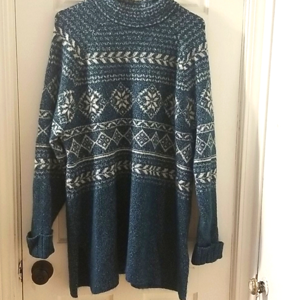 Festive legging sweater